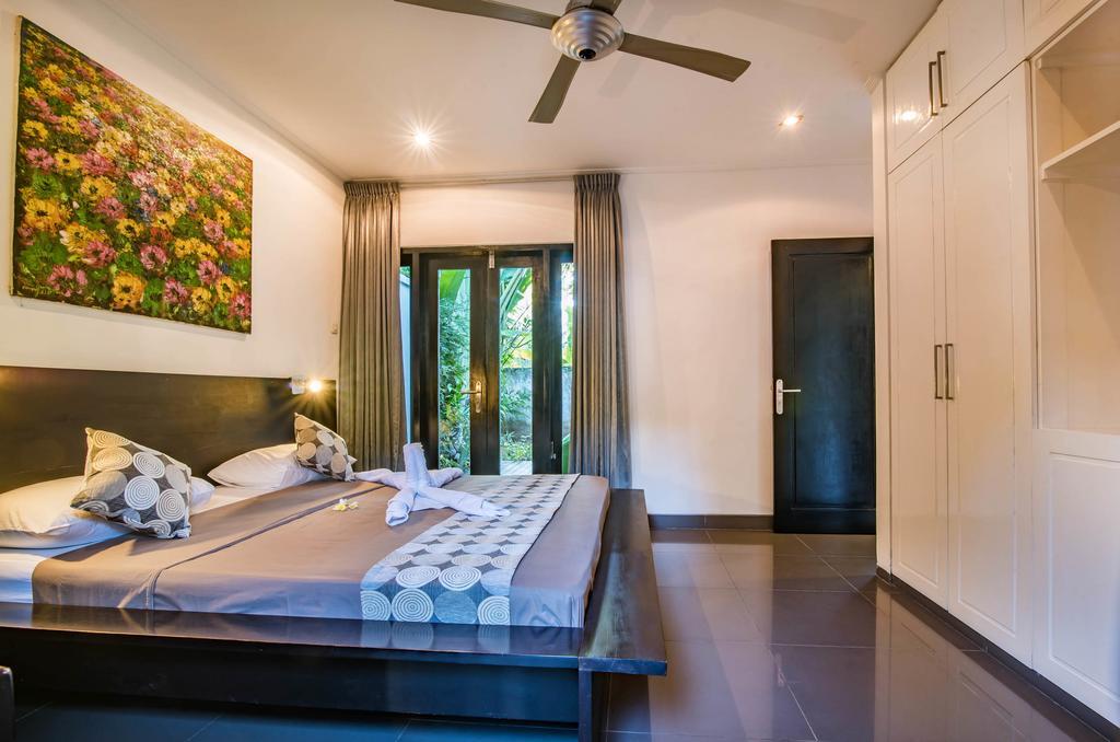 Stunning Villa Lily โลวินา ภายนอก รูปภาพ