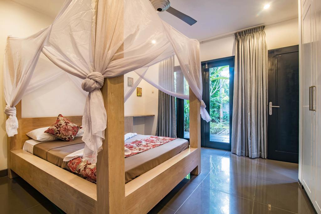 Stunning Villa Lily โลวินา ภายนอก รูปภาพ