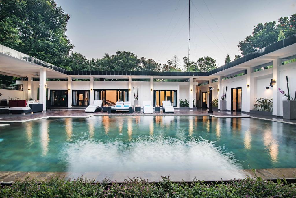 Stunning Villa Lily โลวินา ภายนอก รูปภาพ